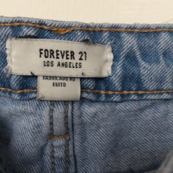 Forever21 ripped jeans - Picture 2 of 2